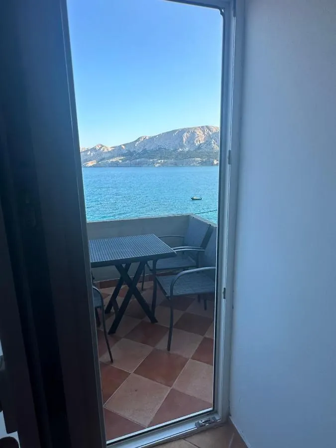 “Journal” App Baska Centar, Blizu Plaze. Apartment 0*, Baska (Krk)