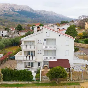 Ida Ii Apartament